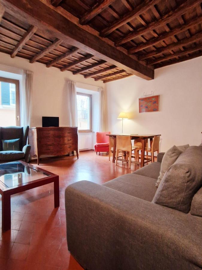 La Giulia Exclusive - Homkeey Apartments Рим Екстериор снимка